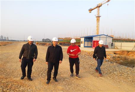 賴海標到第四分公司項目調(diào)研指導(dǎo)工作