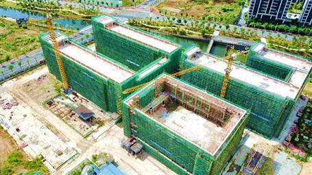 【奮戰(zhàn)三季度 打贏攻堅(jiān)戰(zhàn)】柳州市明德小學(xué)2#、3#教學(xué)樓主體結(jié)構(gòu)通過驗(yàn)收